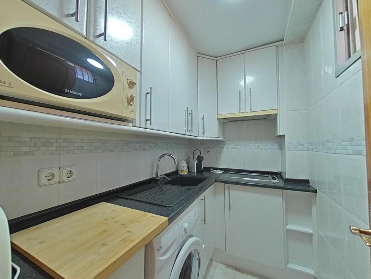 토레몰리노스 Acogedor En La Carihuela Con Plaza De Garaje Garantizada! Sol Montemar 아파트 외부 사진