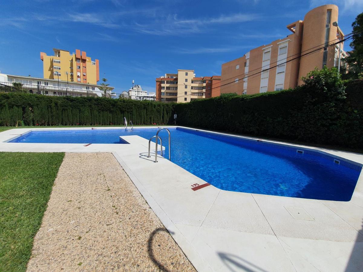 토레몰리노스 Acogedor En La Carihuela Con Plaza De Garaje Garantizada! Sol Montemar 아파트 외부 사진